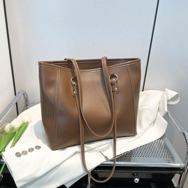 Contrast Color Retro Large Capacity New High Sense Tote Bag Student Leisure Commuter Bag - Image 5