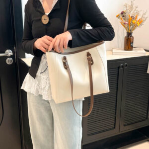 Contrast Color Retro Large Capacity New High Sense Tote Bag Student Leisure Commuter Bag