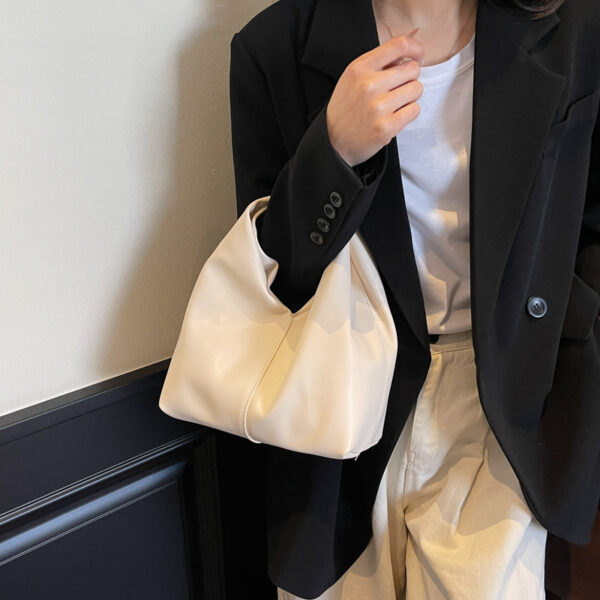 Idle Style Casual Cloud Spring And Summer New Simple Handbag For Women - Image 4