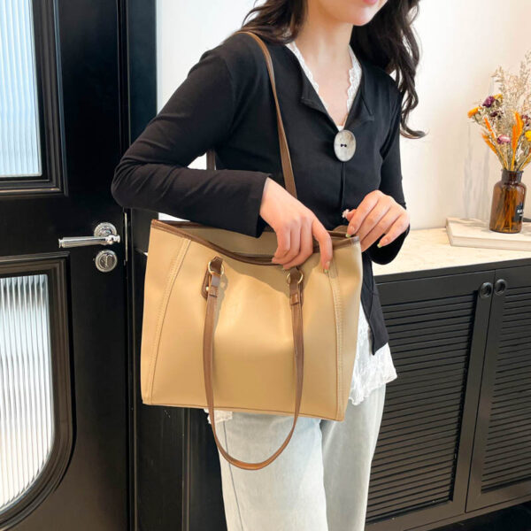 Contrast Color Retro Large Capacity New High Sense Tote Bag Student Leisure Commuter Bag - Image 3