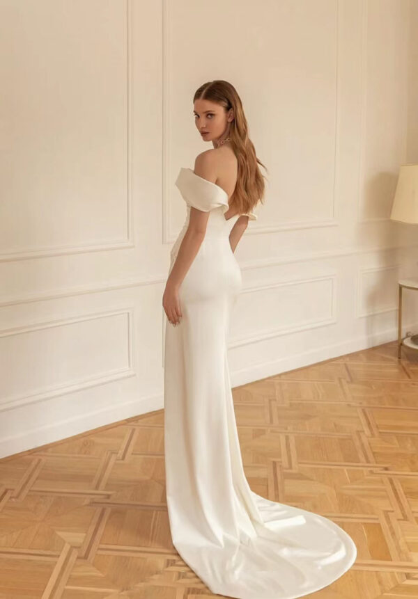 One-shoulder White Simple Slim Wedding Dress Lyiq - Image 3