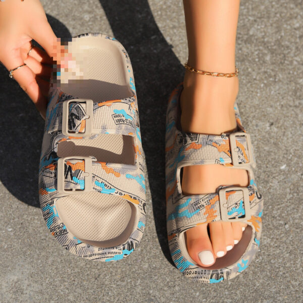 New Thick Bottom Non-slip Women's Bathroom Beach Slippers - Image 6
