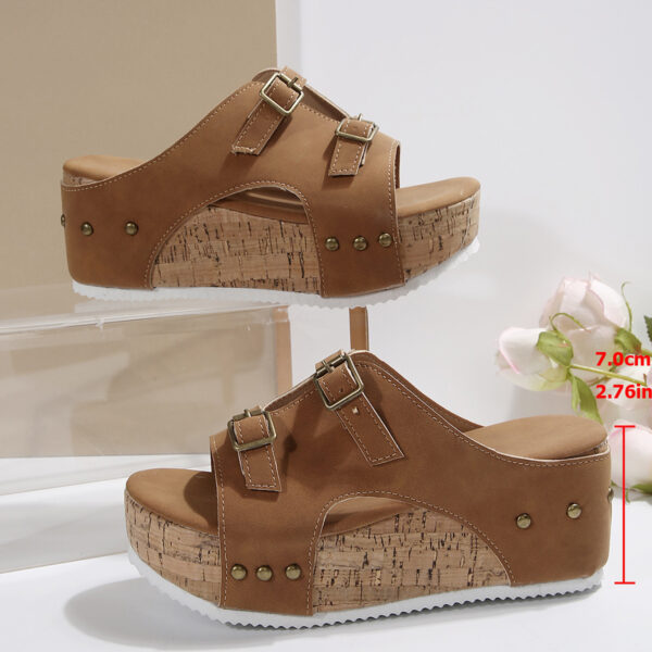 Women's Fashion Platform Muffin Beach Sandals - Image 6
