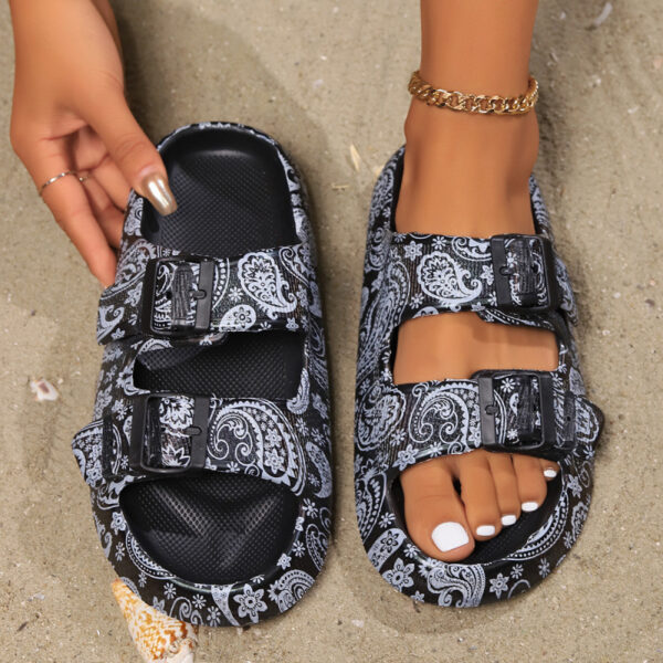 New Thick Bottom Non-slip Women's Bathroom Beach Slippers - Image 4